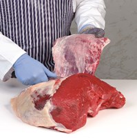 Topside (without gracilis) Meat Cut Spec Step 1